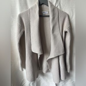 Cabin Klein Chunky Knit Sweater Cardigan in Beige